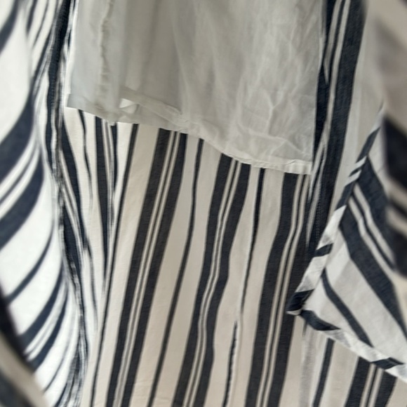 Walter Baker Cotton Blue & White Striped
Asymmetrical Midi Skirt w/Ruffles Sz 8 - Picture 5 of 9